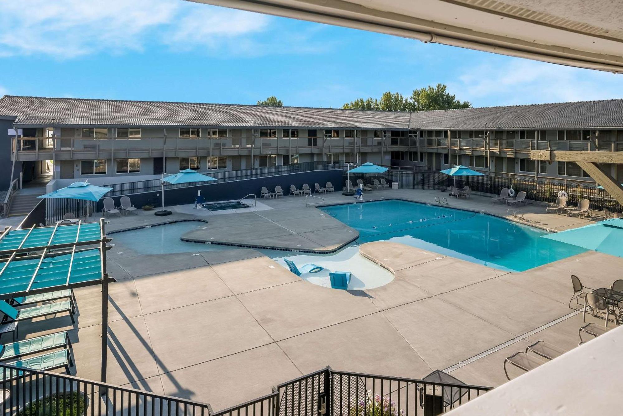 Richland Riverfront Hotel And Conference Center, Ascend Hotel Collection Exterior photo